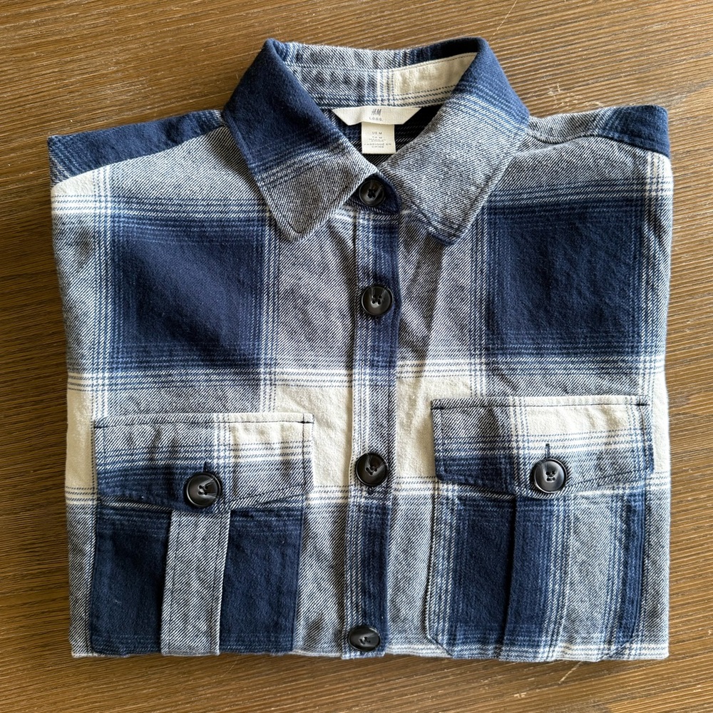 H&M Blue and White Plaid Shirt - M